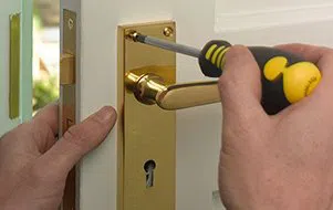 Father Son Locksmith Store Seattle, WA 206-801-9913 - emergency-locksmith-opening