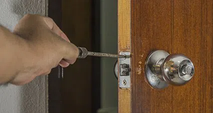 Father Son Locksmith Store Seattle, WA 206-801-9913 - nearest-locksmith-01